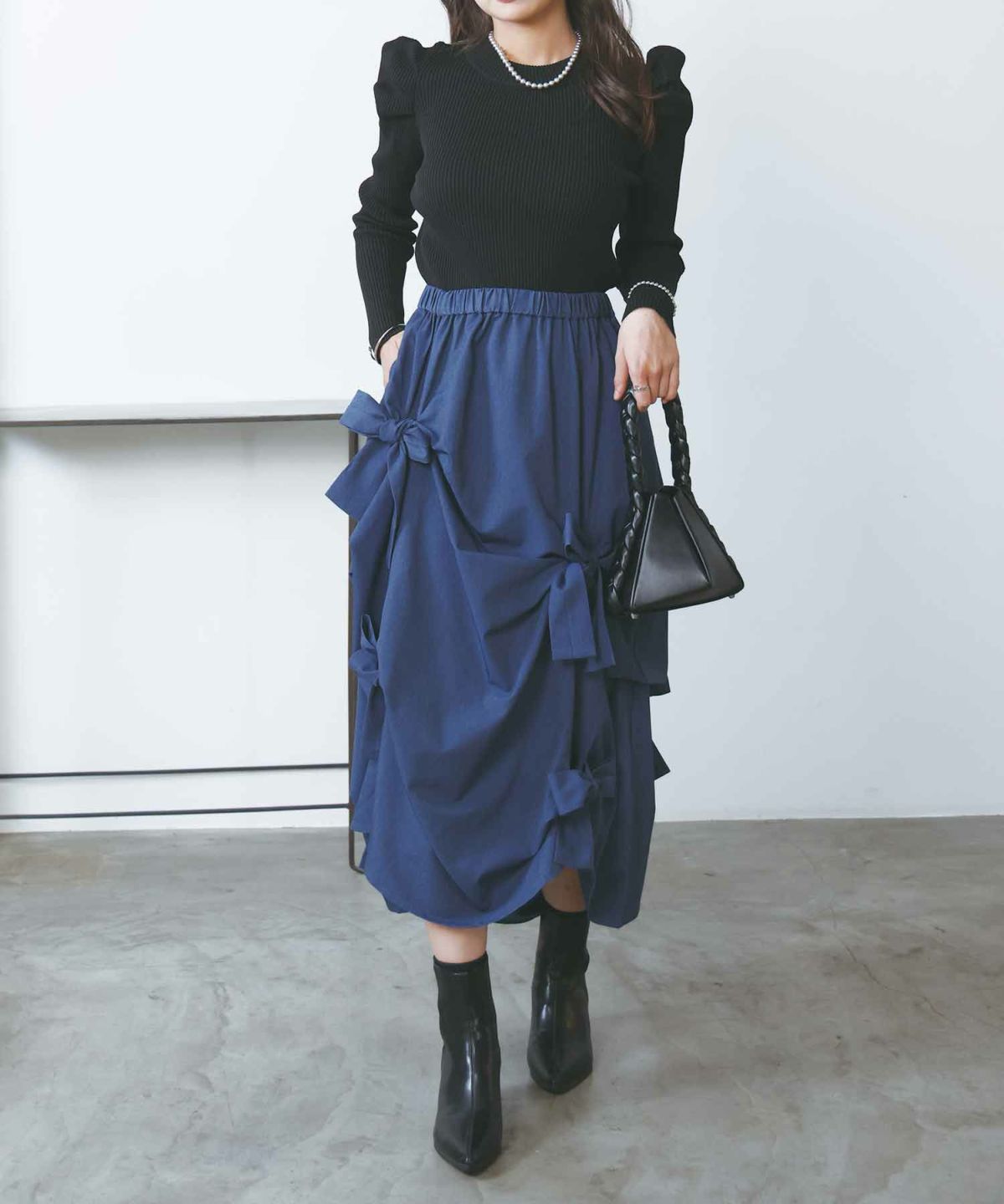 model：H160　着用サイズ：M　ブルー