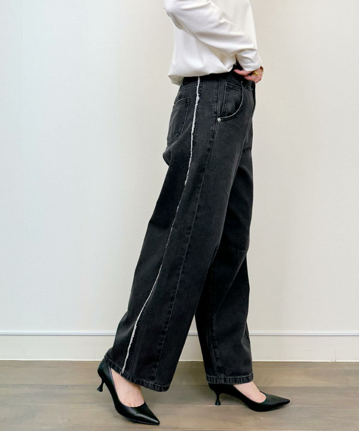 model：H164　着用サイズ：M　ブラック