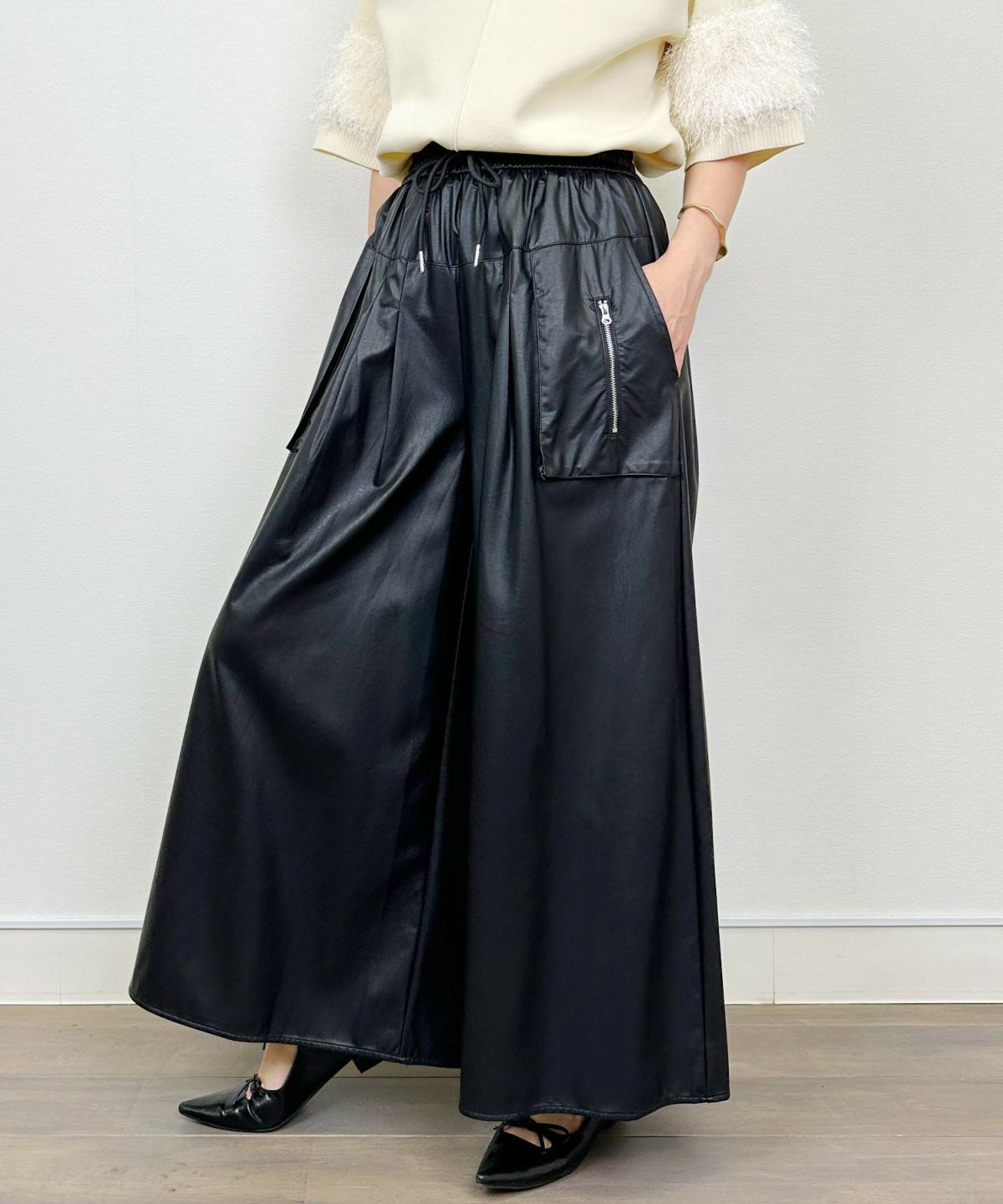 model：H164　着用サイズ：M