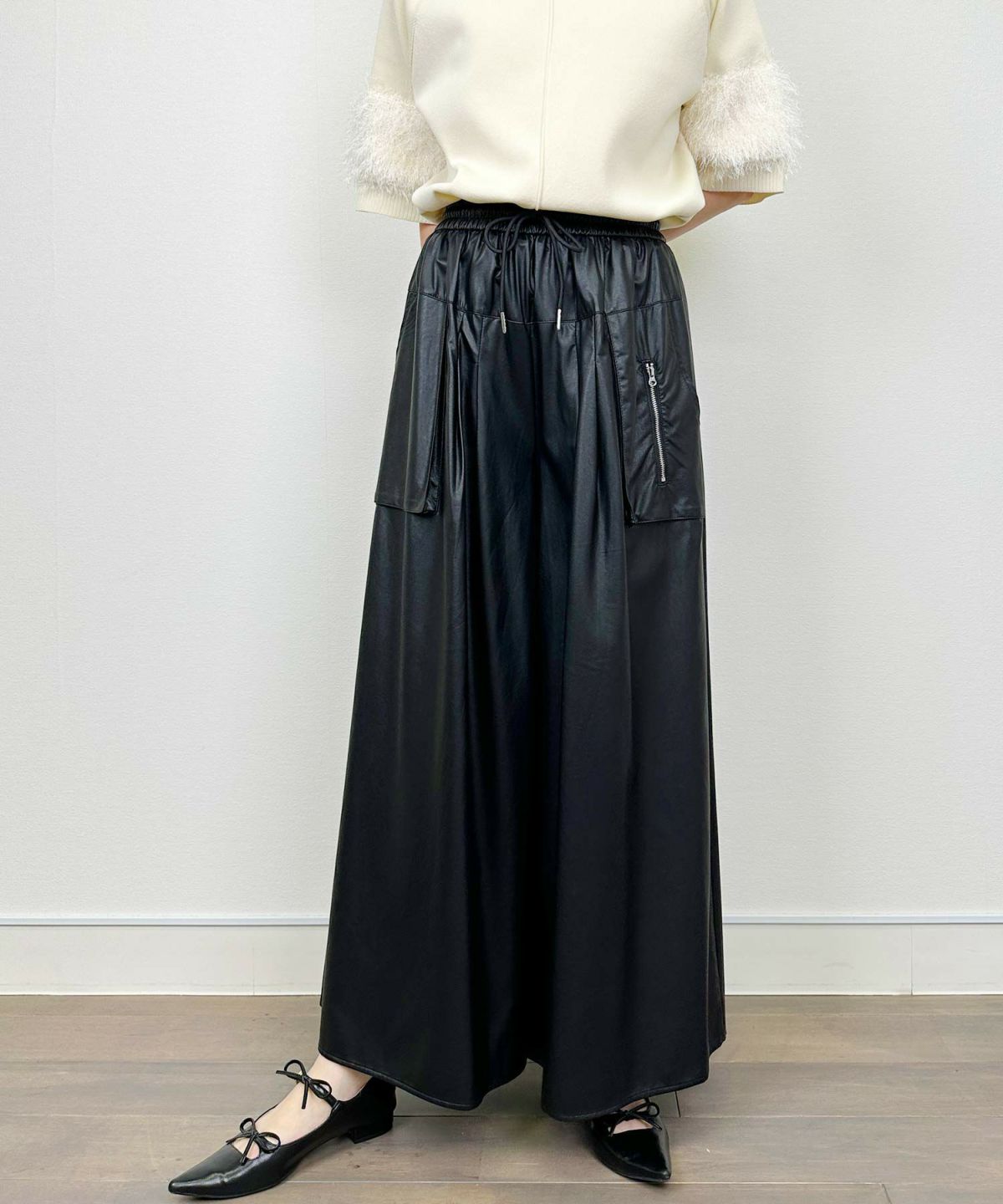 model：H164　着用サイズ：M