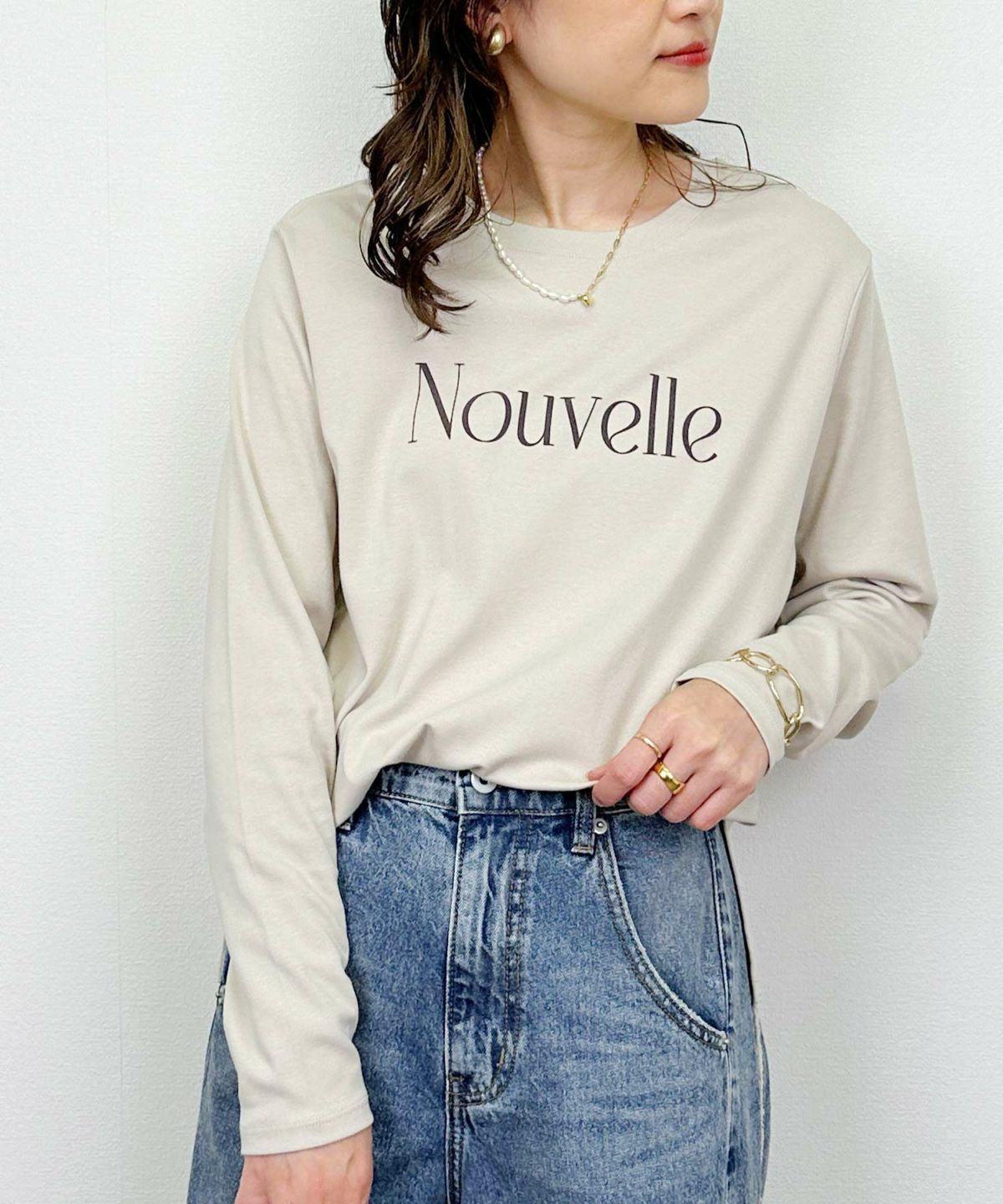 model：H164　着用サイズ：M　グレイッシュベージュ