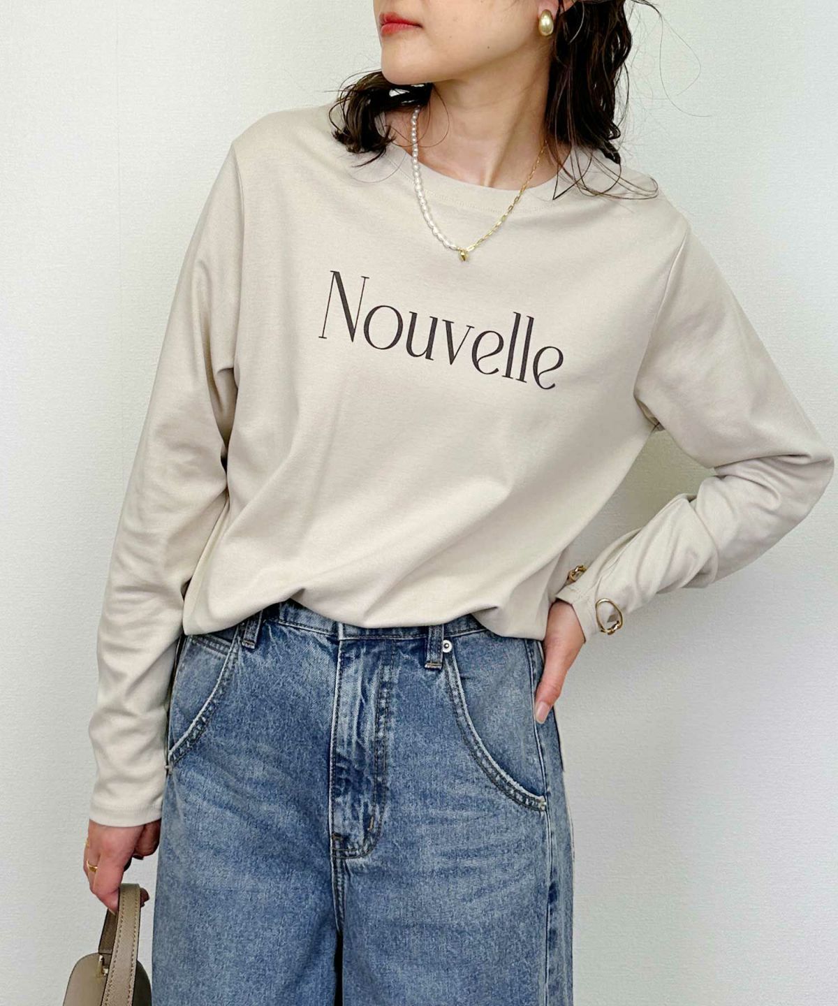 model：H164　着用サイズ：M　グレイッシュベージュ