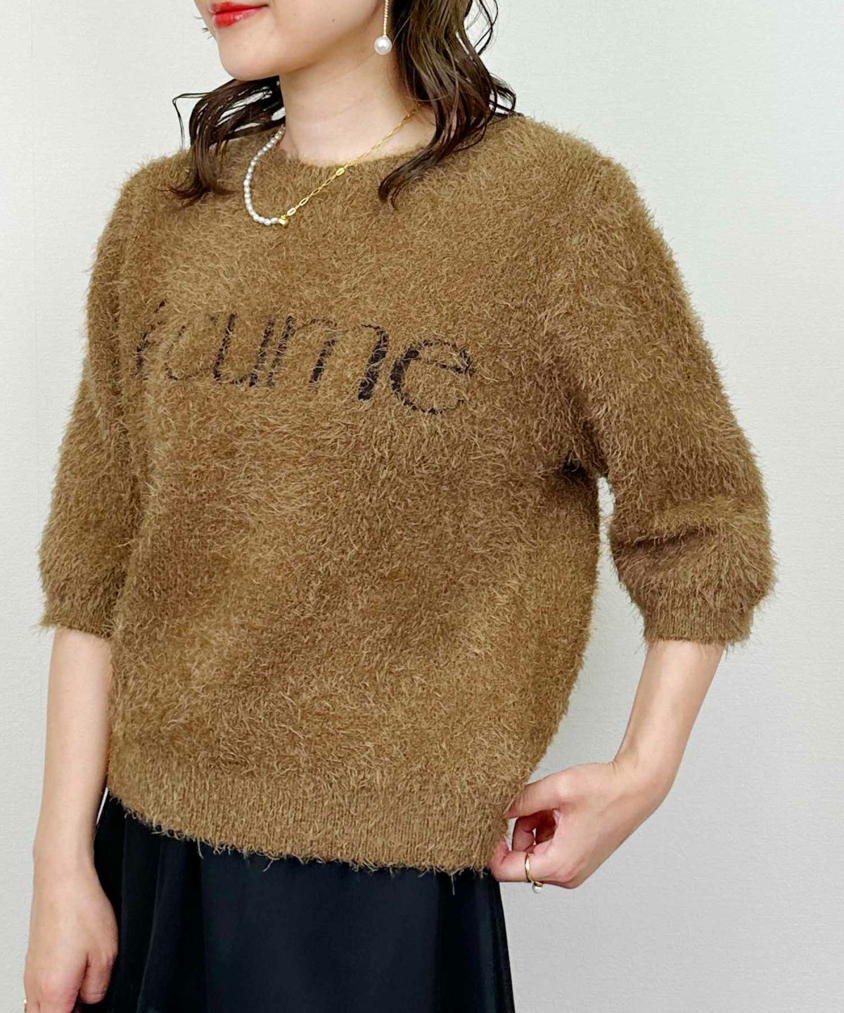 model：H164　着用サイズ：M　モカ