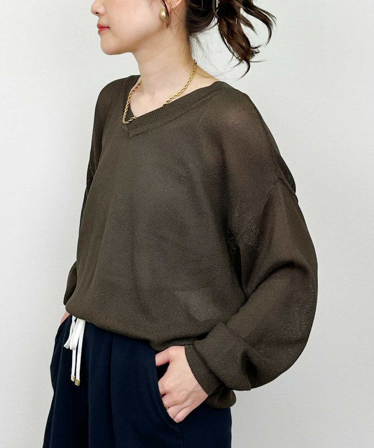 model：H164　着用サイズ：M　カーキ