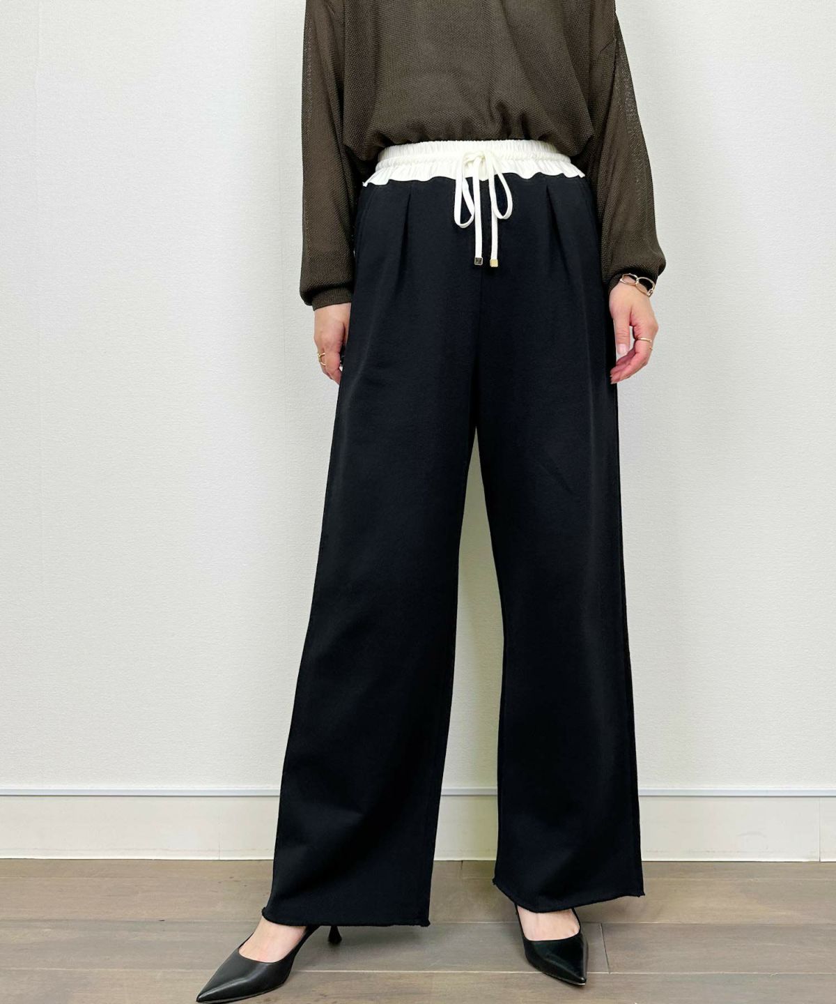 model：H164　着用サイズ：M　ブラック