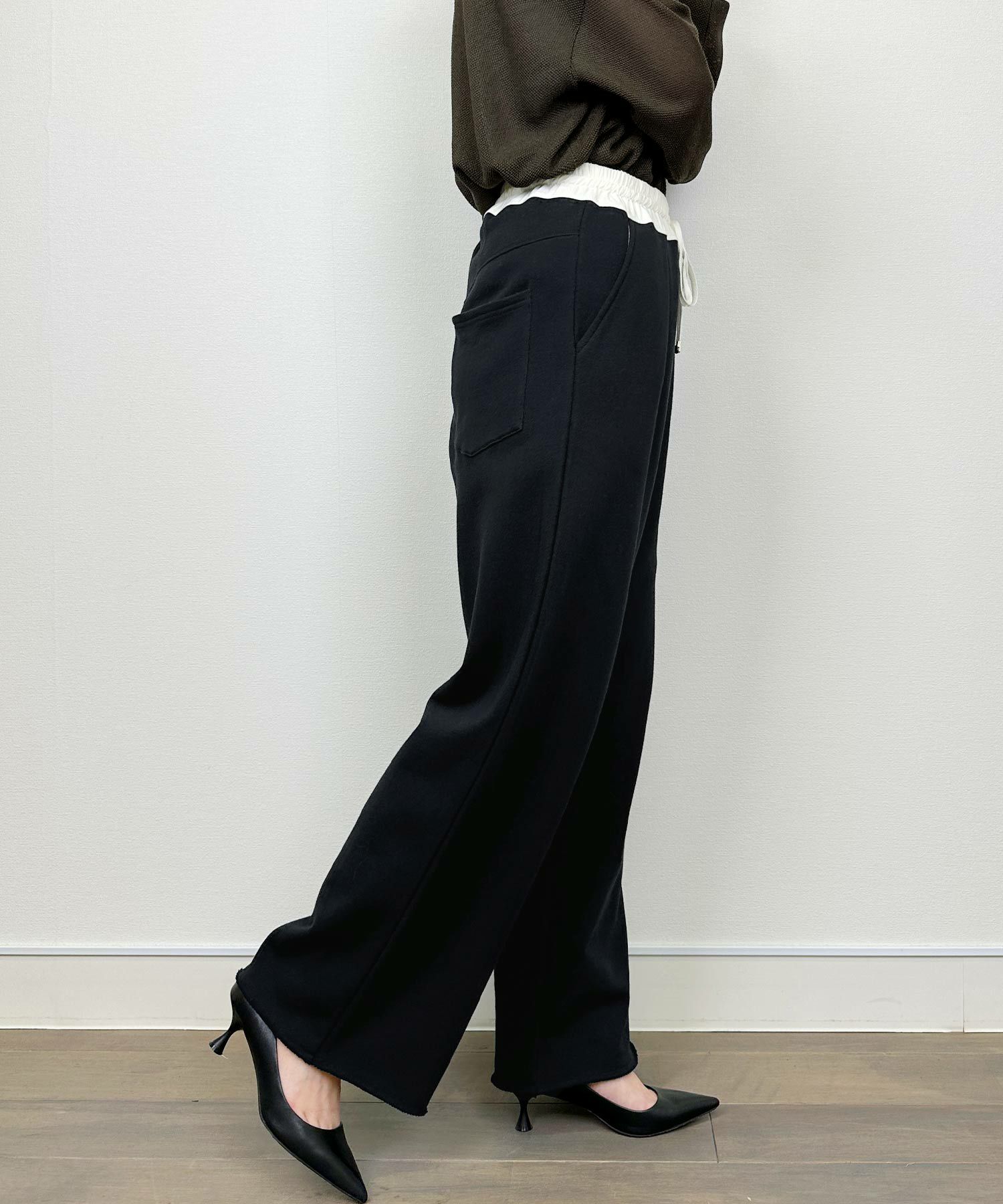 model：H164　着用サイズ：M　ブラック