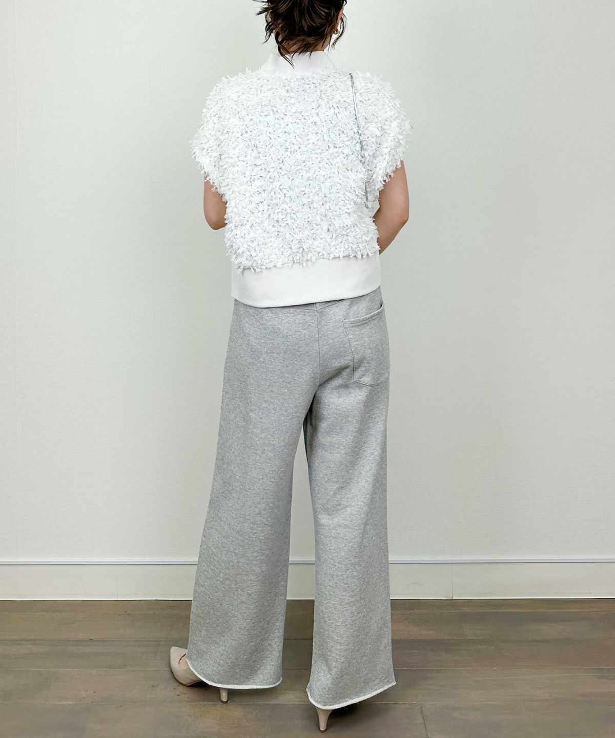 model：H164　着用サイズ：M　グレー