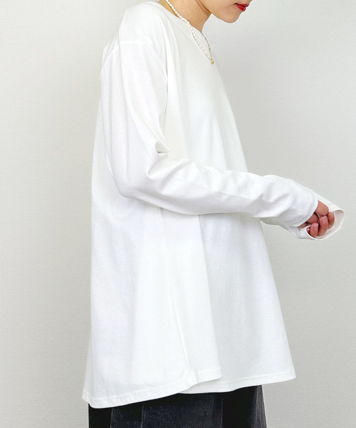 model：H164　着用サイズ：M　オフホワイト