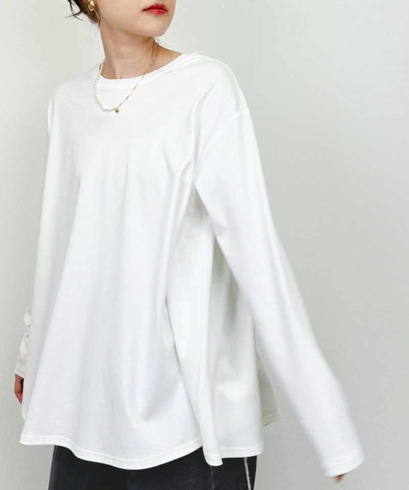 model：H164　着用サイズ：M　オフホワイト