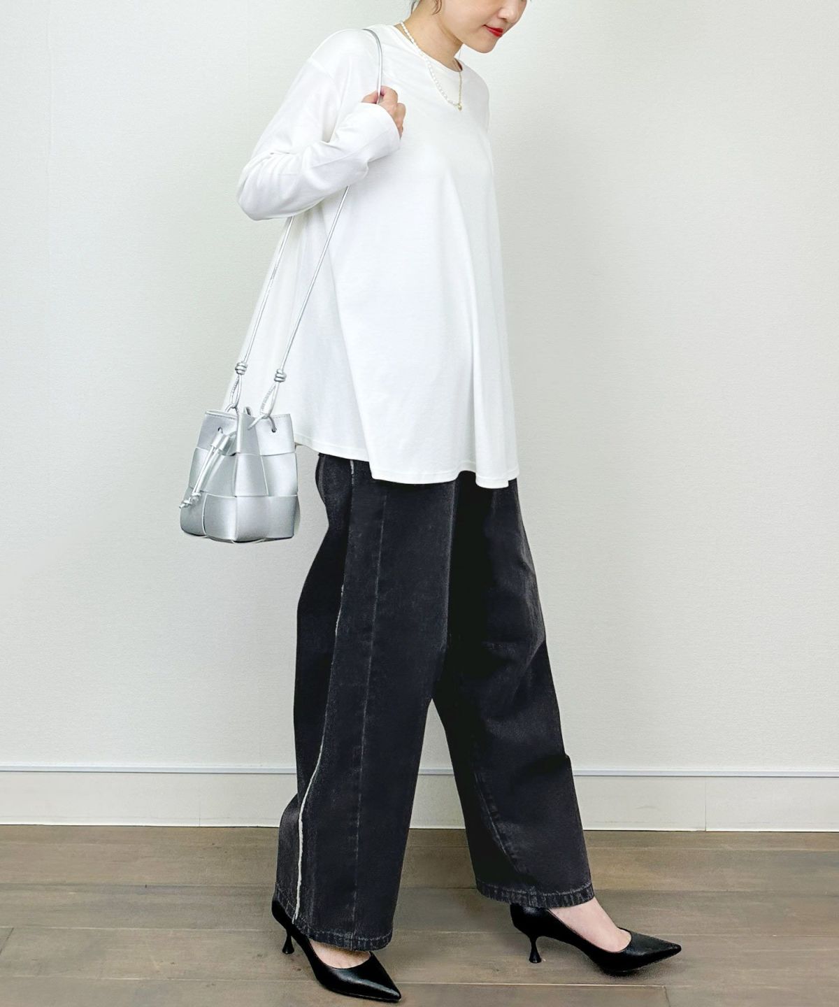 model：H164　着用サイズ：M　オフホワイト