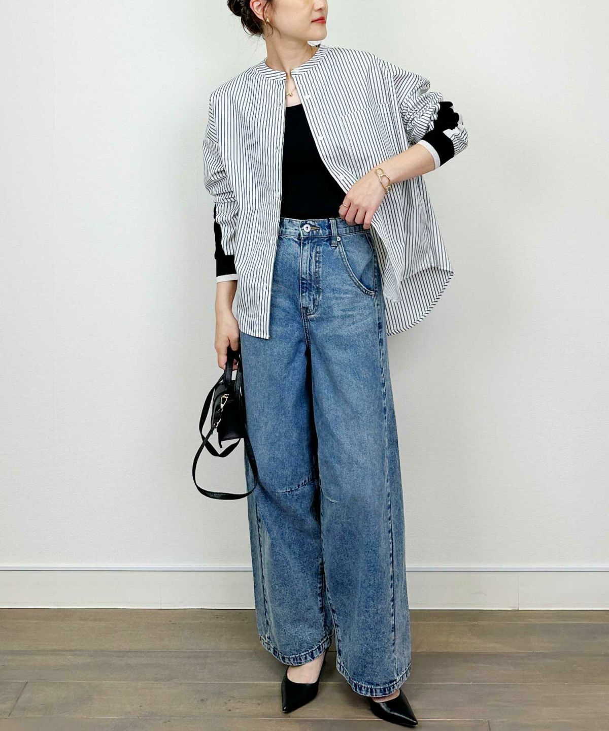 model：H164　着用サイズ：M　ホワイト系その他