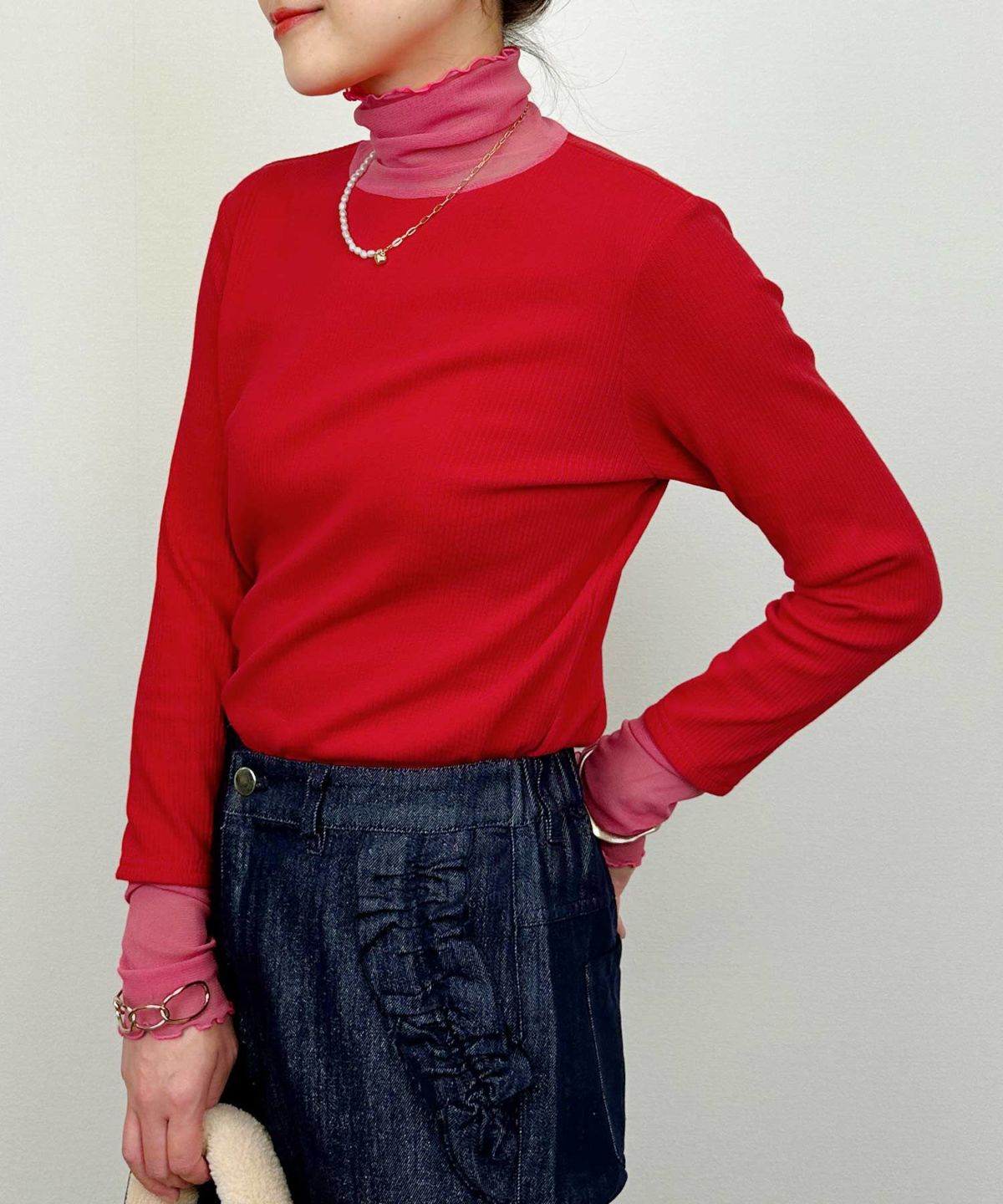 model：H164　着用サイズ：M　レッド