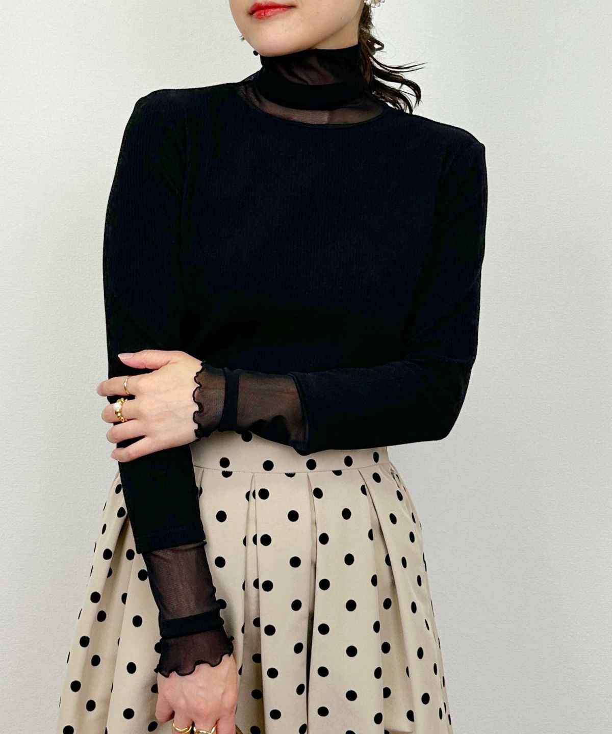 model：H164　着用サイズ：M　ブラック