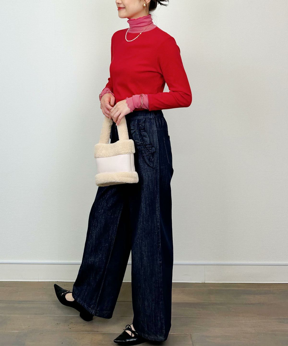 model：H164　着用サイズ：M　レッド