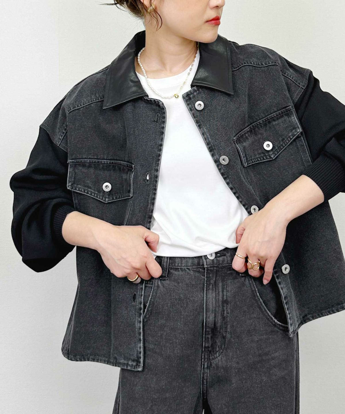 model：H164　着用サイズ：M　ブラック