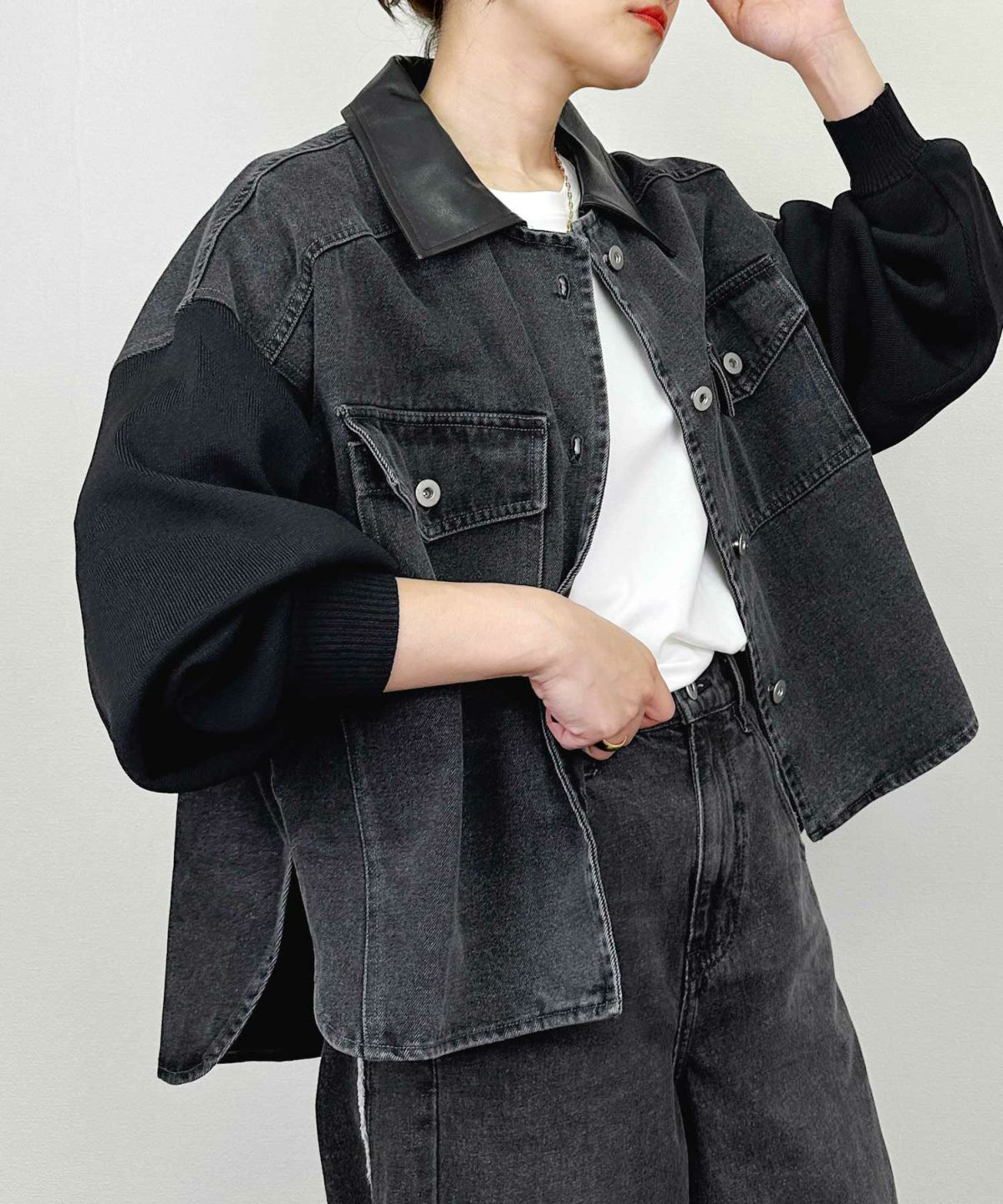 model：H164　着用サイズ：M　ブラック