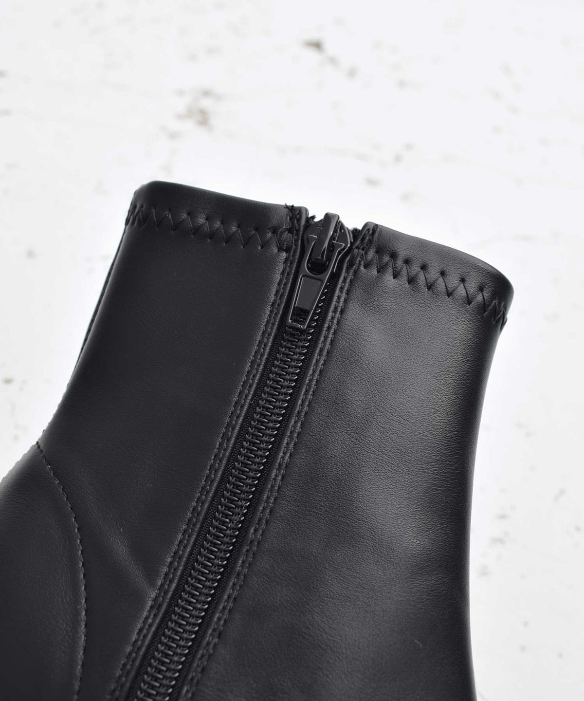 内側ファスナー