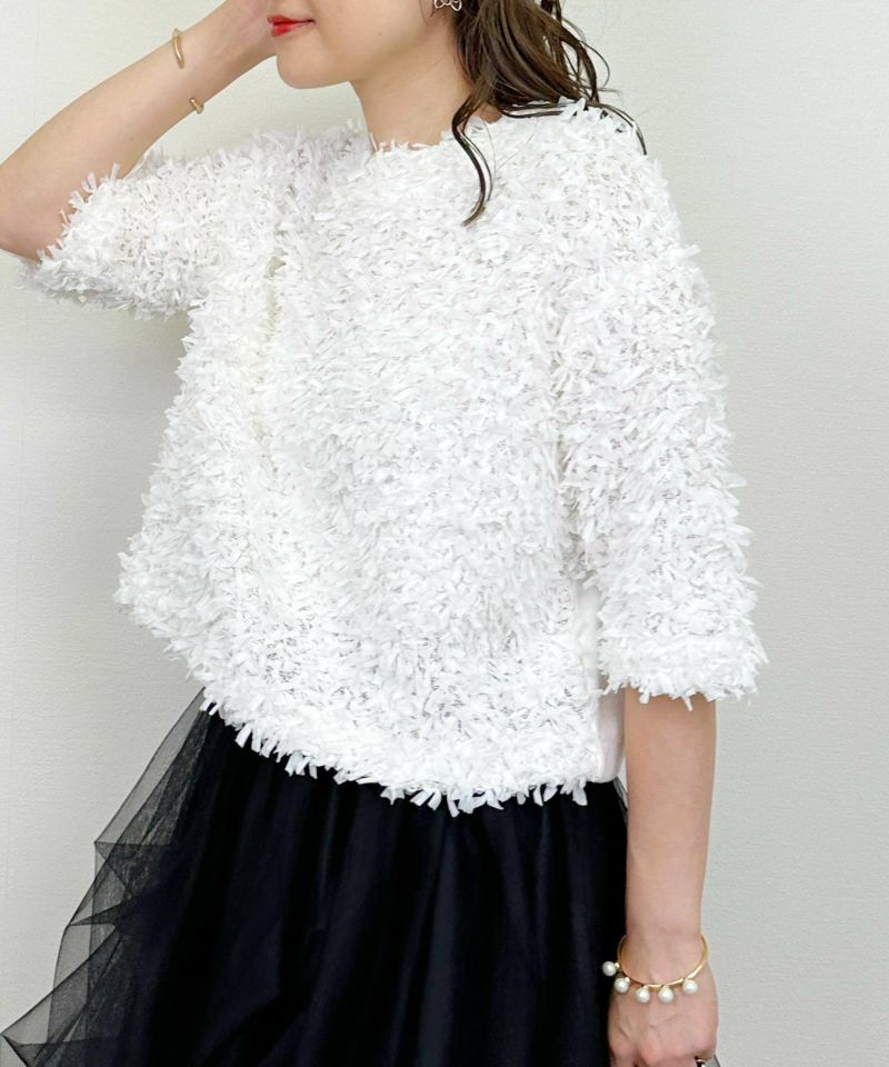 model：H164　着用サイズ：M　オフホワイト