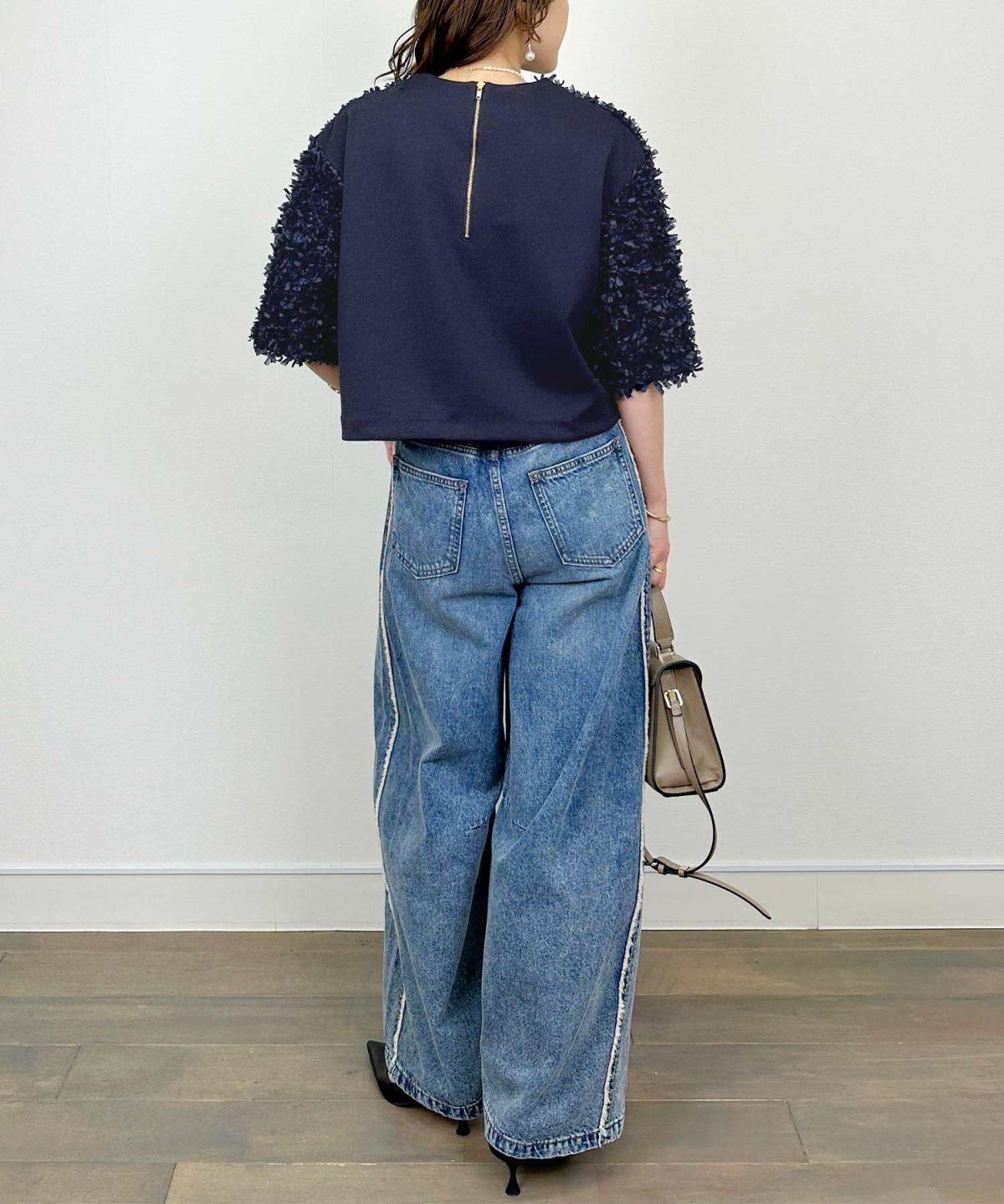 model：H164　着用サイズ：M　ネイビー