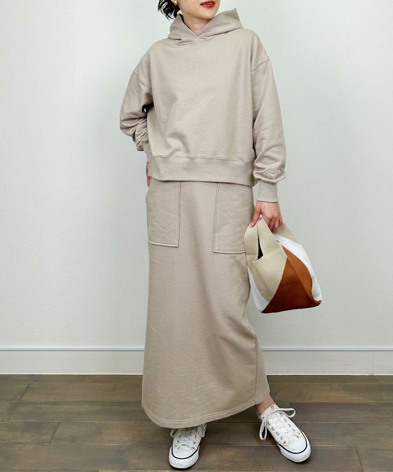 model：H164　着用サイズ：M　モカ　セットアップで