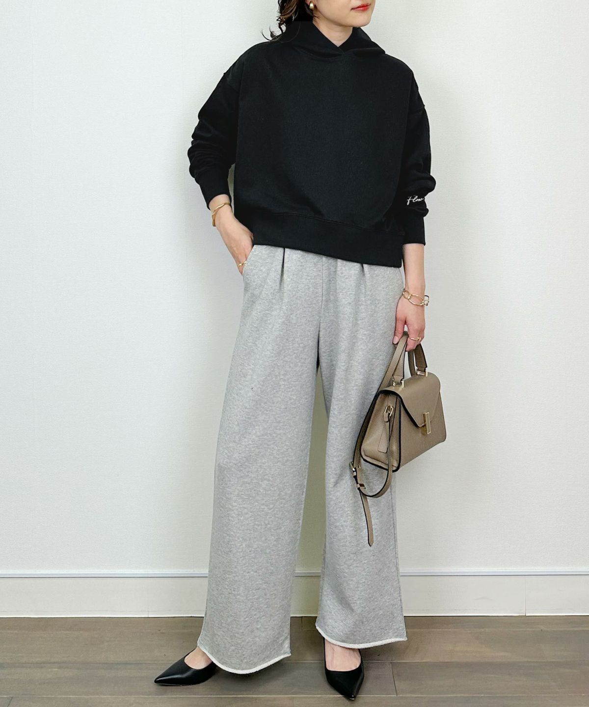 model：H164　着用サイズ：M　ブラック