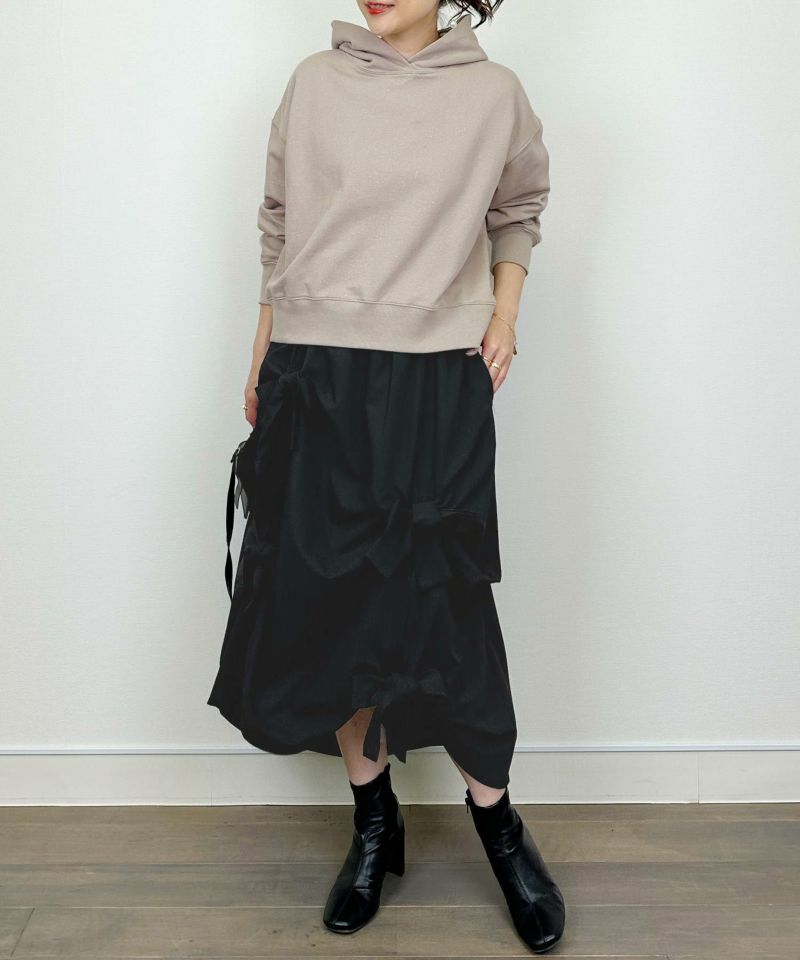 model：H164　着用サイズ：M　モカ