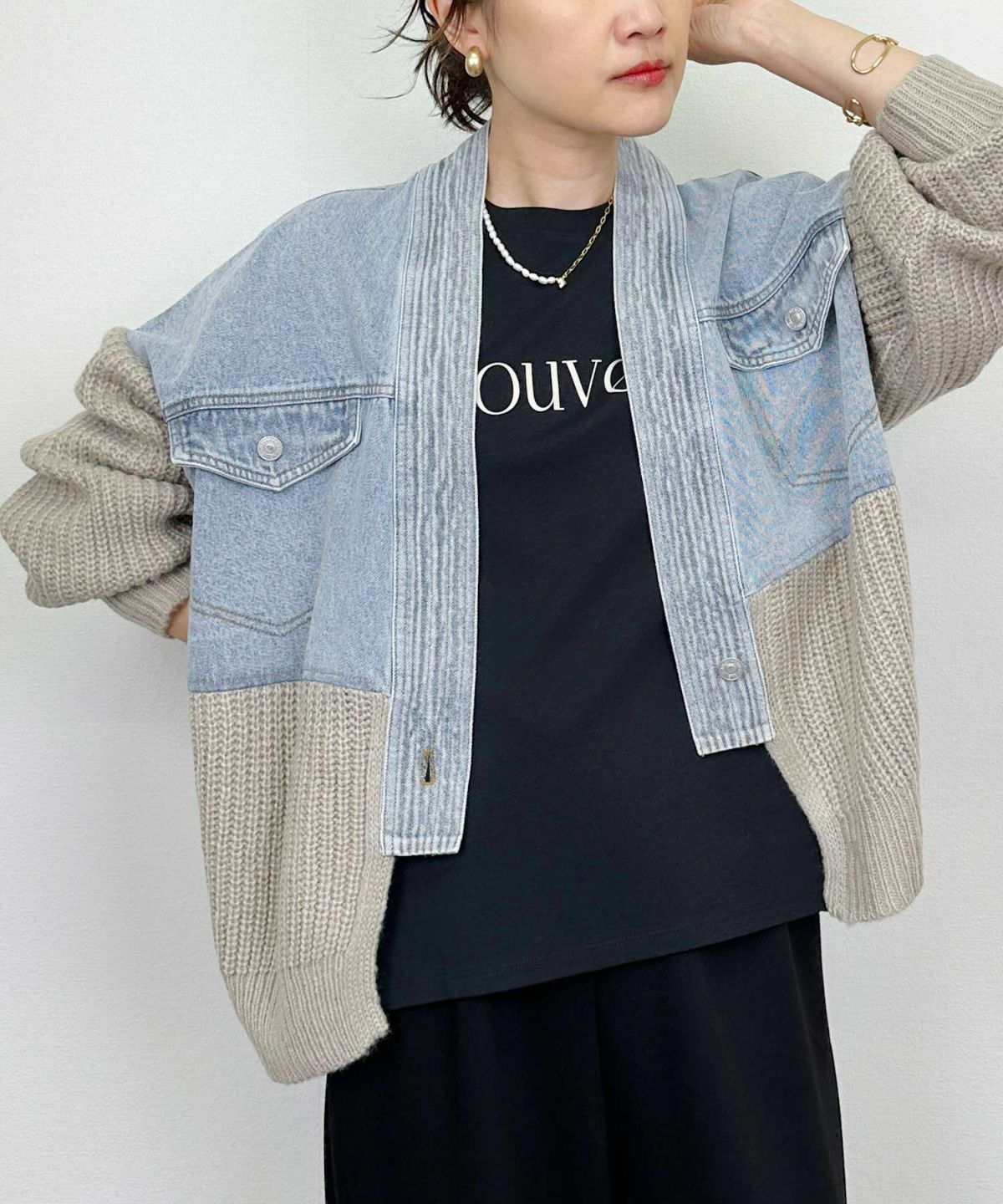 model：H164　着用サイズ：M　グレイッシュベージュ