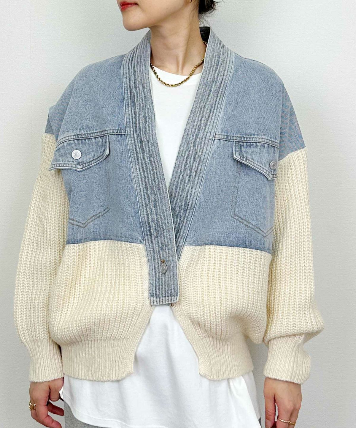 model：H164　着用サイズ：M　オフホワイト