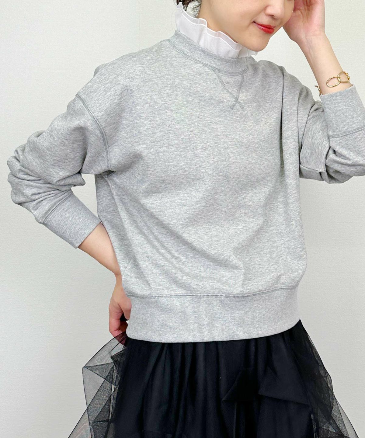 model：H164　着用サイズ：M　グレー