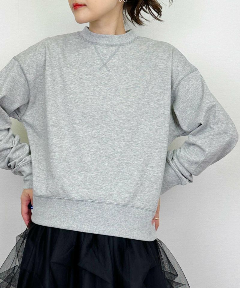 model：H164　着用サイズ：M　グレー　襟なし