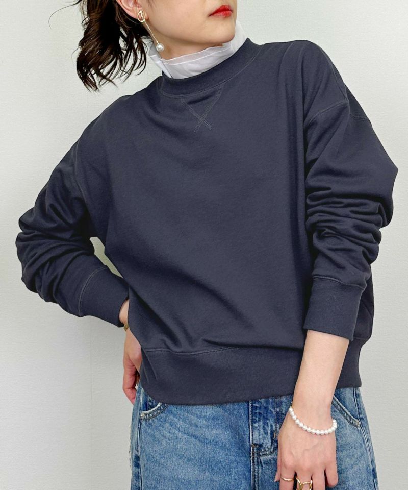 model：H164　着用サイズ：M　ネイビー