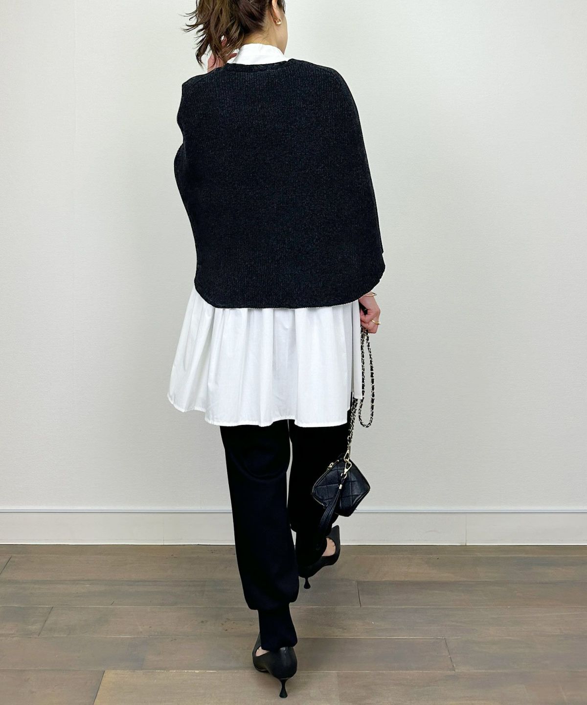 model：H164　着用サイズ：M　ブラック