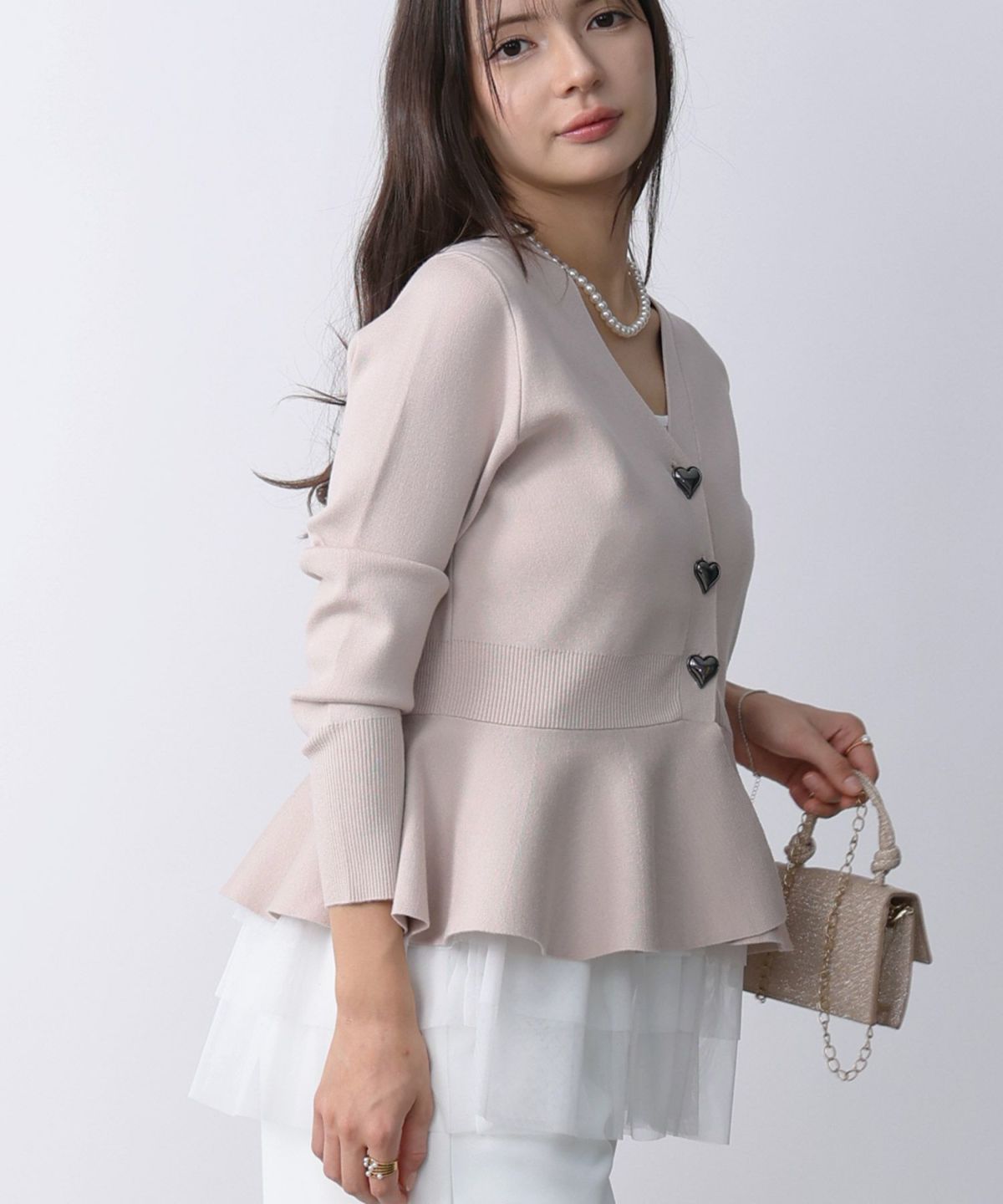 model：H160　着用サイズ：M　オフホワイト