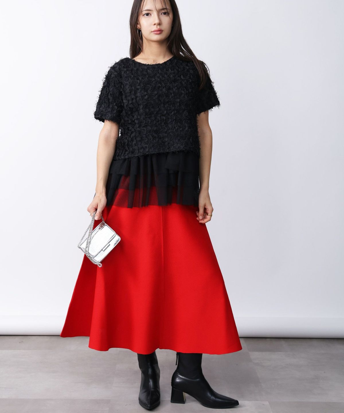 model：H160　着用サイズ：M　ブラック