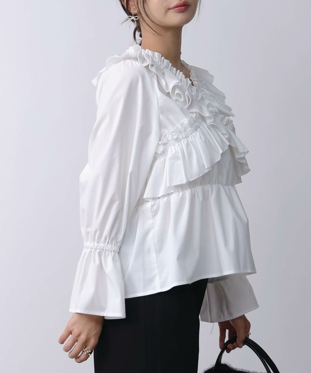 model：H160　着用サイズ：M