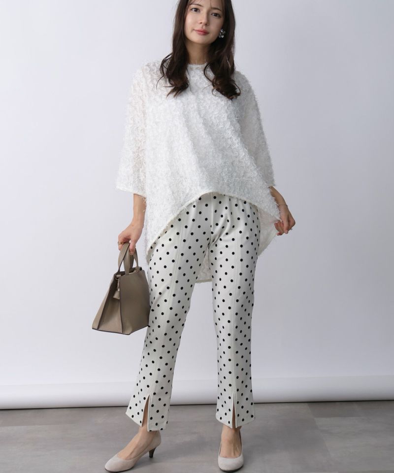 model：H160　着用サイズ：M　オフホワイト