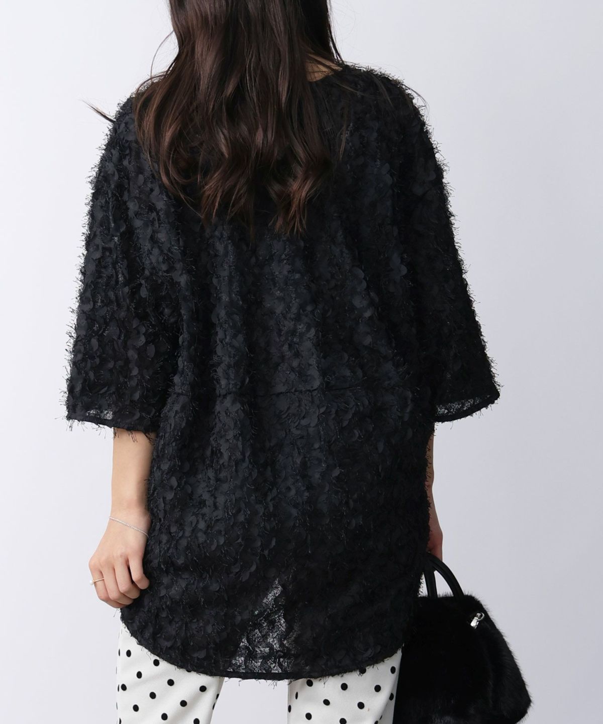 model：H160　着用サイズ：M　ブラック