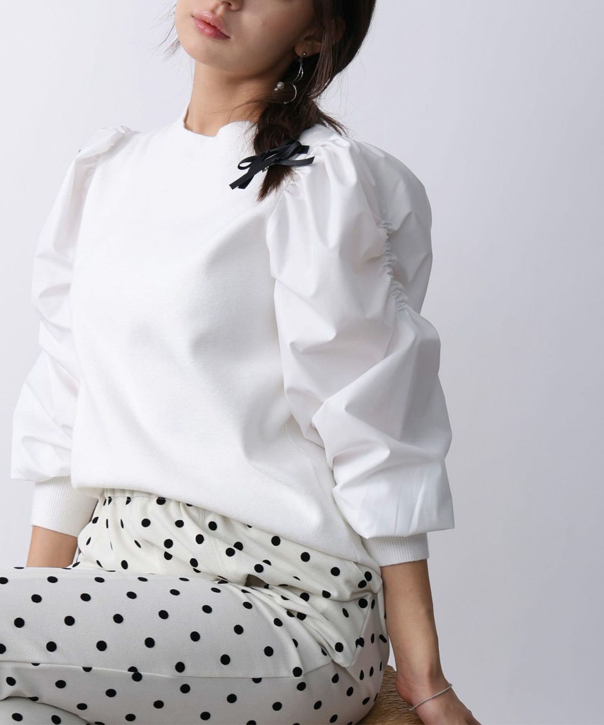 model：H160　着用サイズ：M　オフホワイト