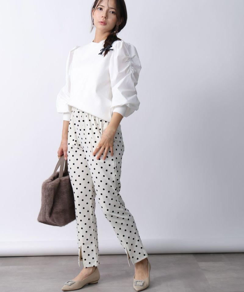 model：H160　着用サイズ：M　オフホワイト