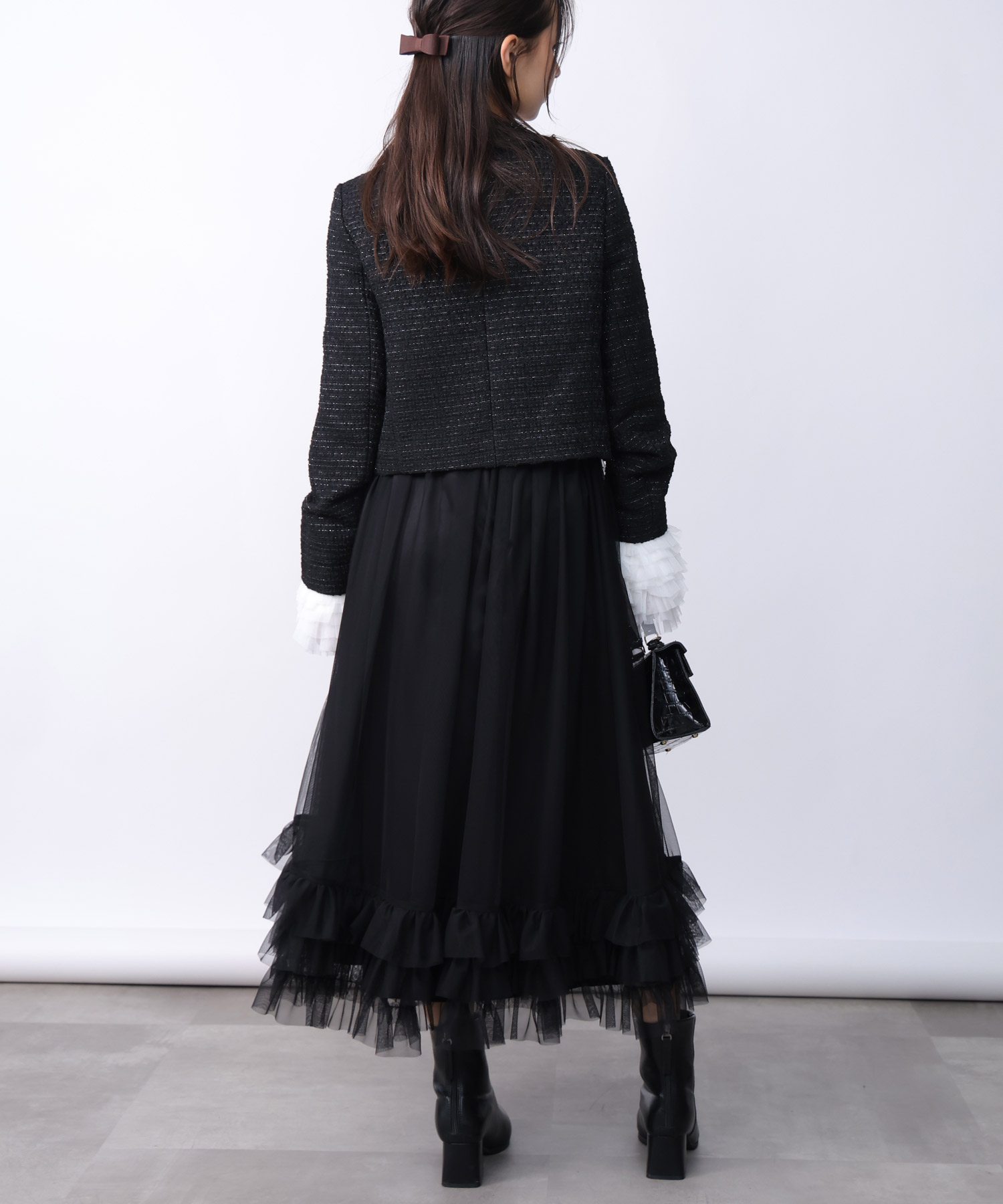 model：H160　着用サイズ：M　ブラック