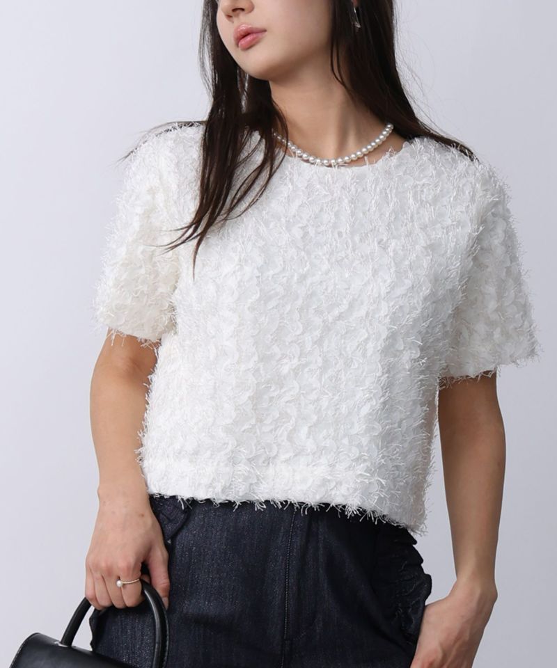 model：H160　着用サイズ：M　オフホワイト