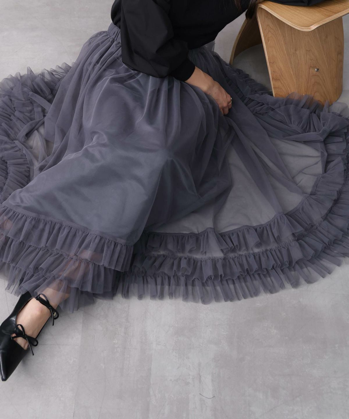 model：H160　着用サイズ：M　グレー