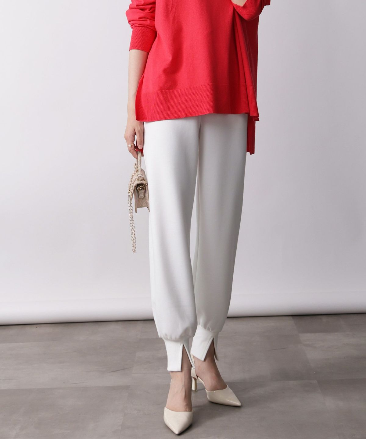 model：H171　着用サイズ：M　オフホワイト