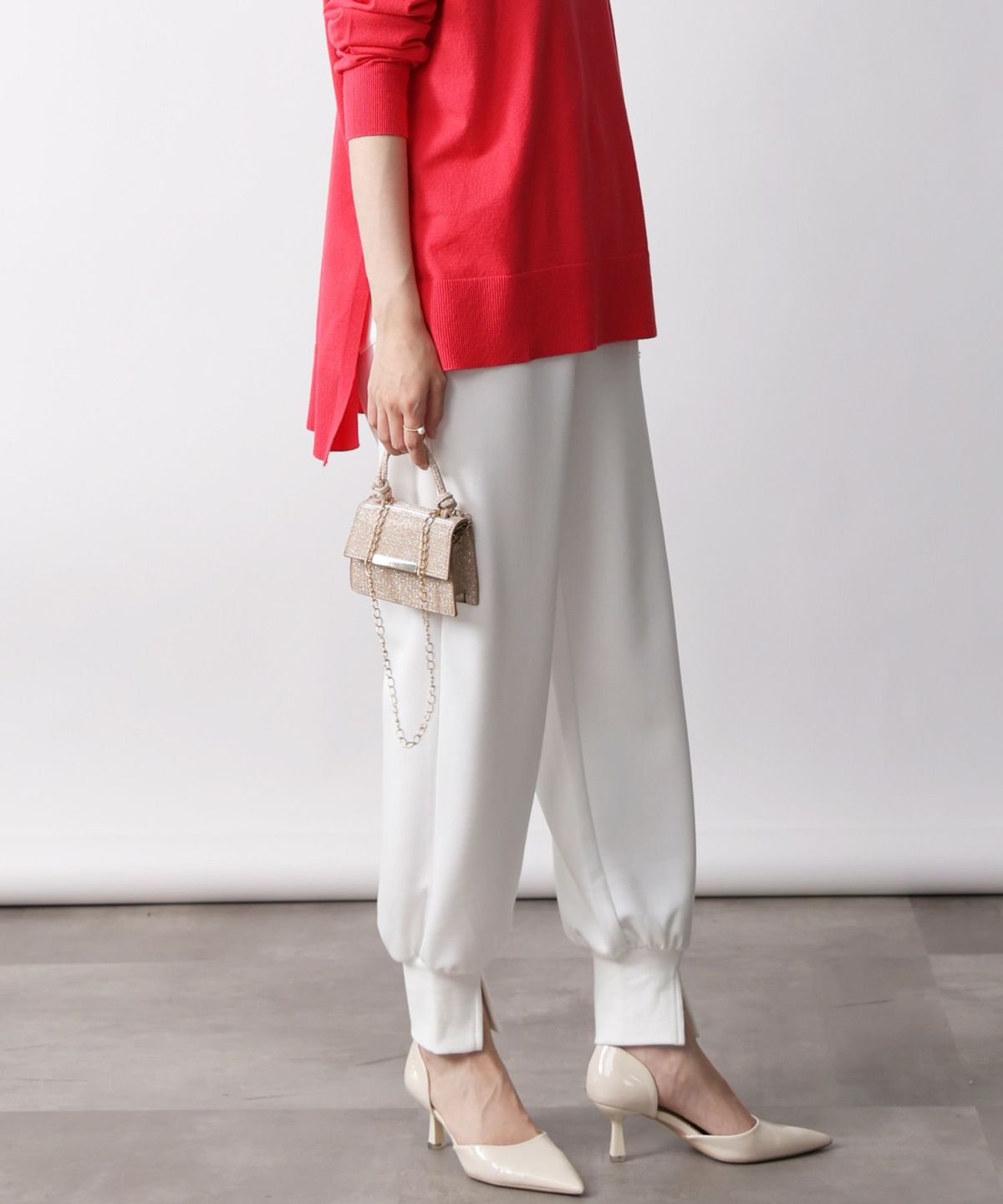 model：H171　着用サイズ：M　オフホワイト