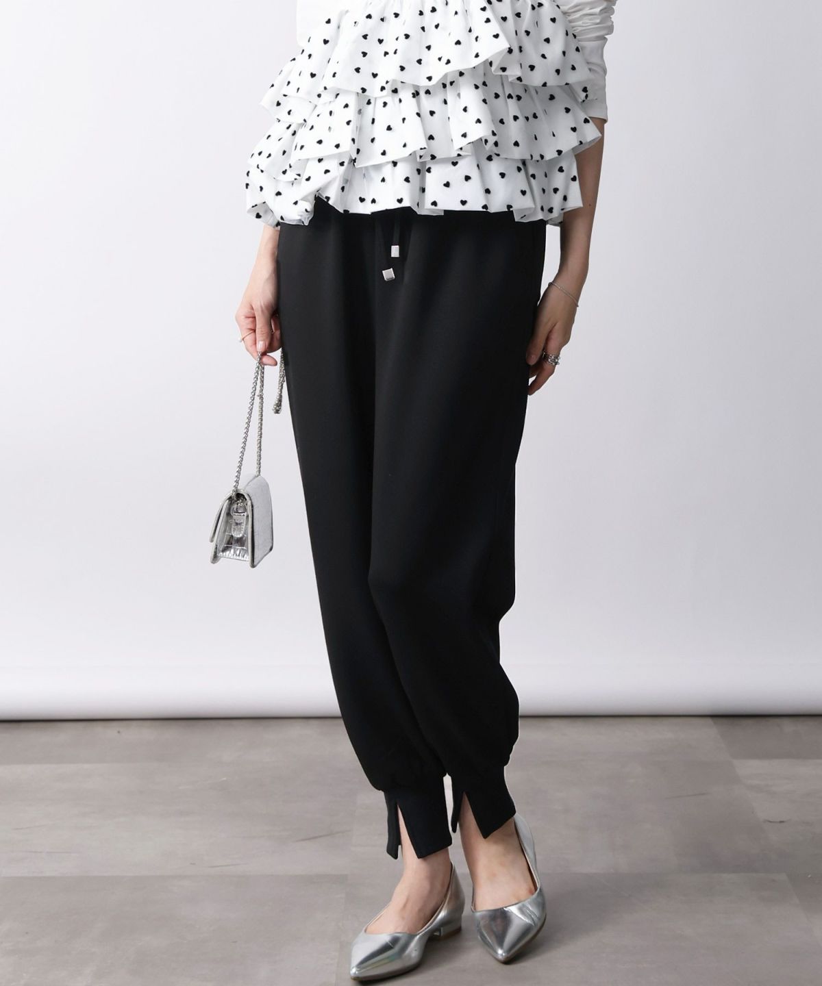 model：H171　着用サイズ：M　ブラック