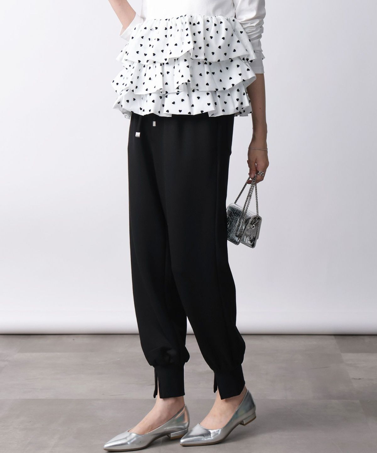 model：H171　着用サイズ：M　ブラック