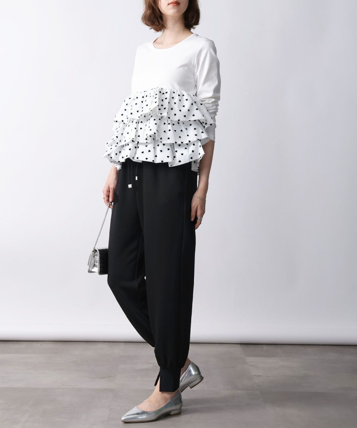 model：H171　着用サイズ：M　ブラック