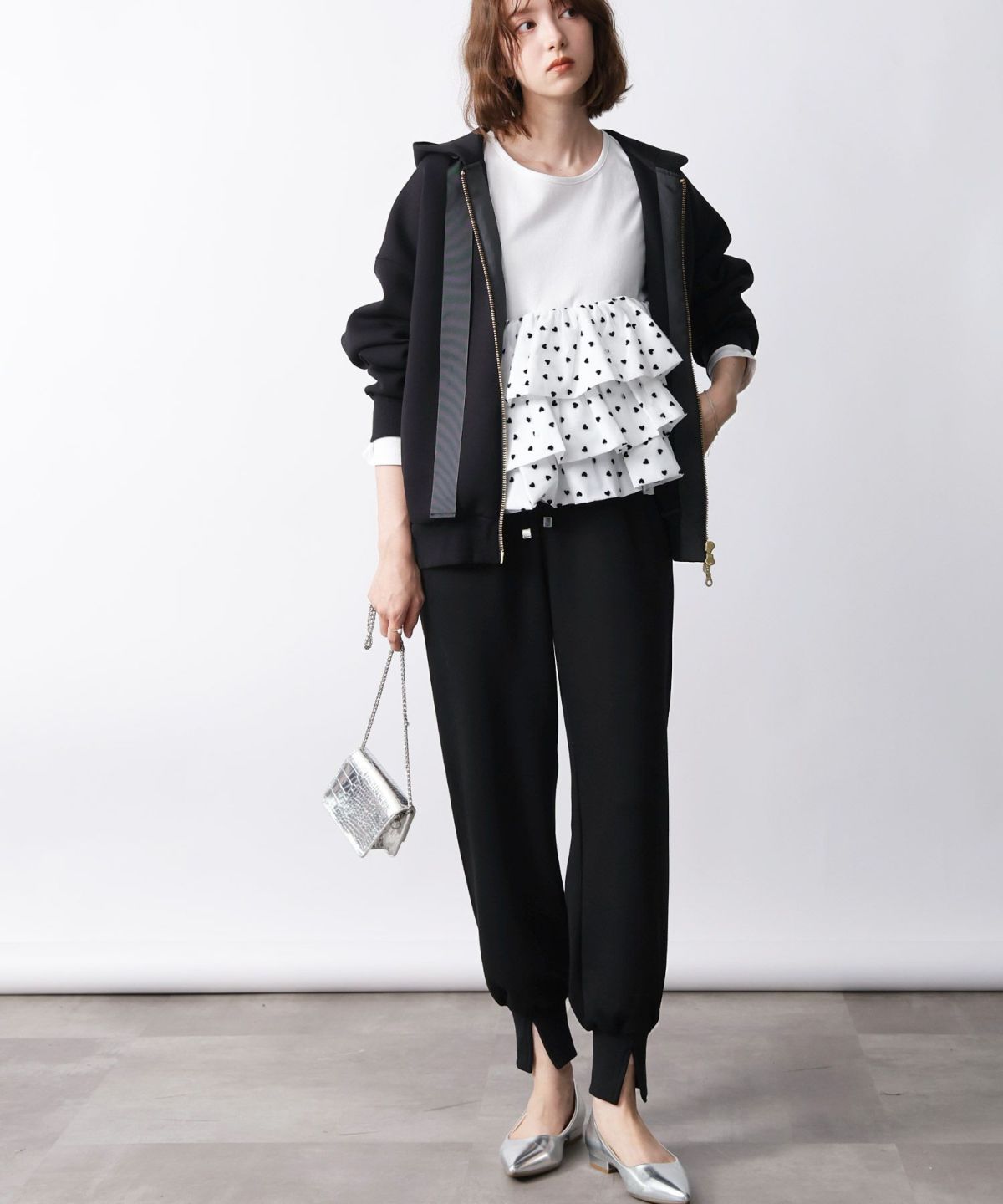 model：H171　着用サイズ：M　ブラック