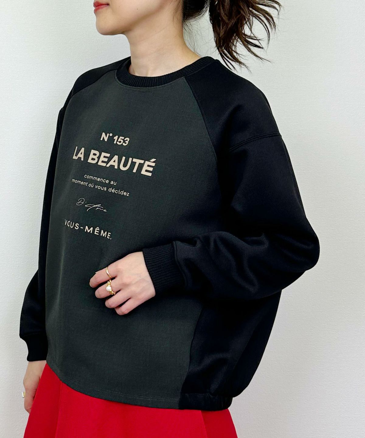 model：H164　着用サイズ：M　ブラック