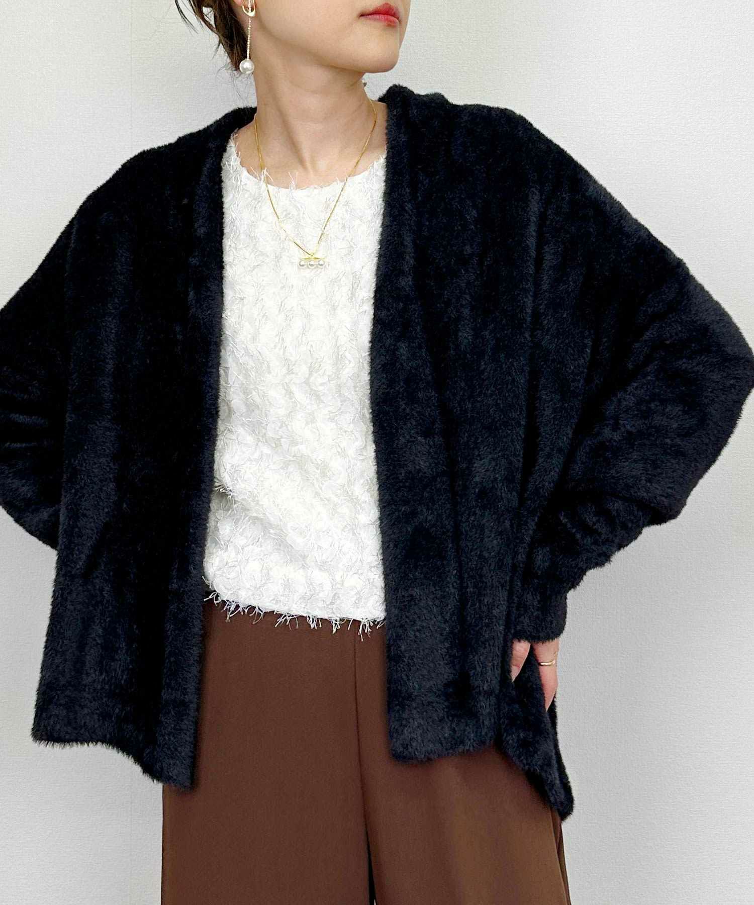 model：H164　着用サイズ：M　モカ